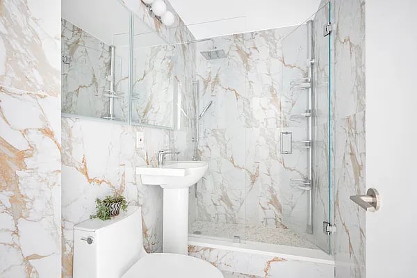 205 West End Avenue, Unit: 15F