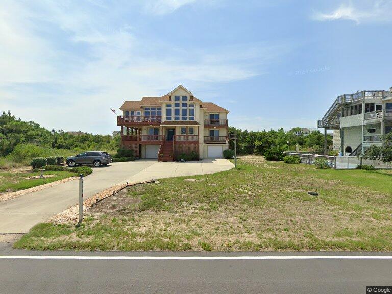 814 Whalehead Dr