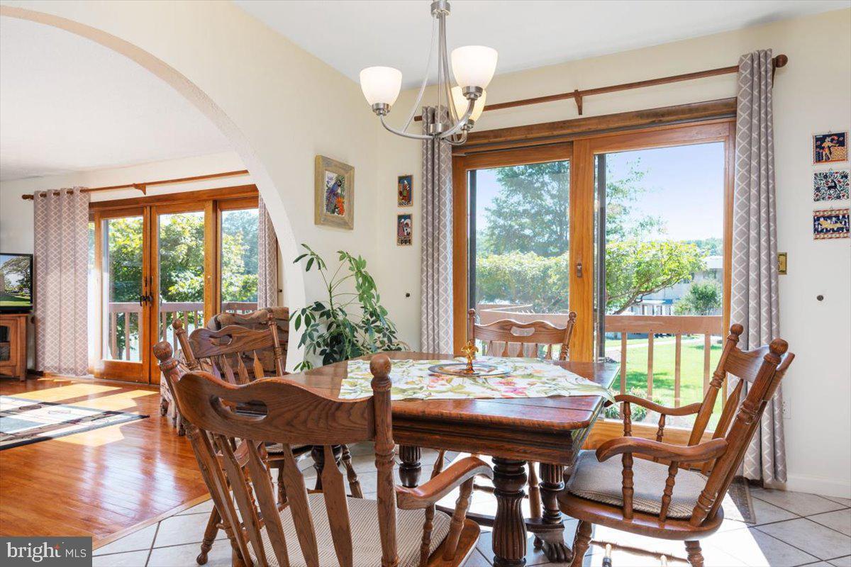 88 E Lake Dr