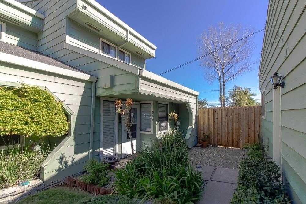 2823 Edison Avenue