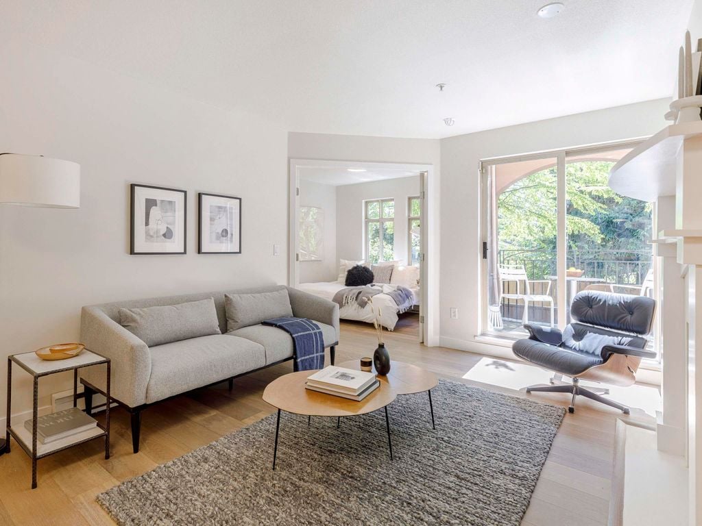 3036 W 4th Ave, #15