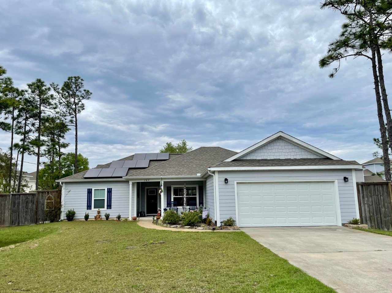 189 Las Roblas Grande Dr