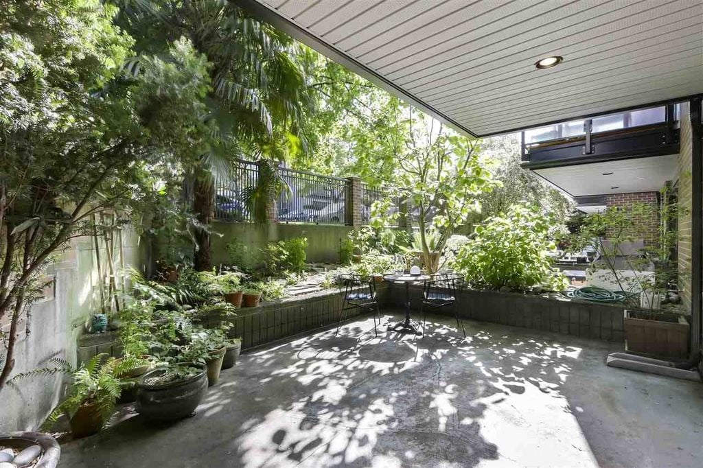 2255 York Ave, #109