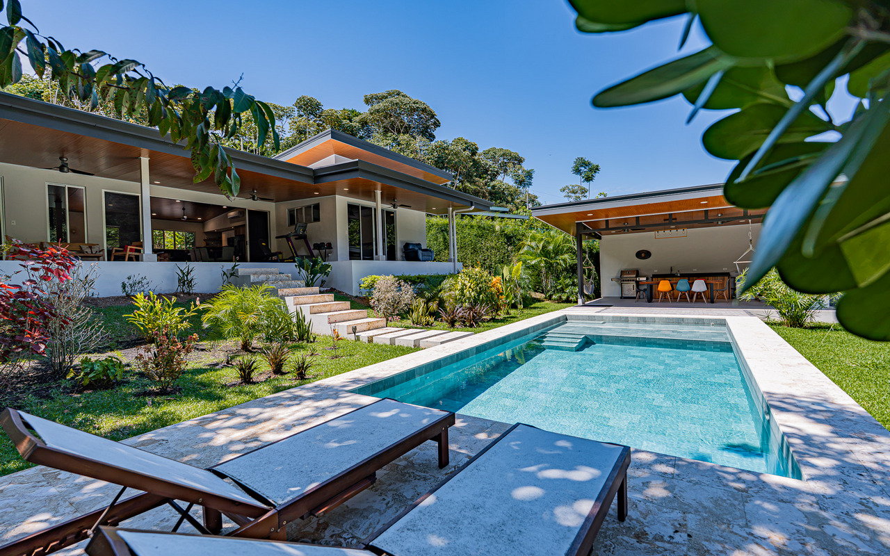 Unique Riverfront Home With Prime Location in Uvita
