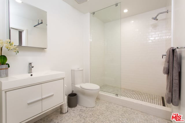 4115 Glencoe Ave #112