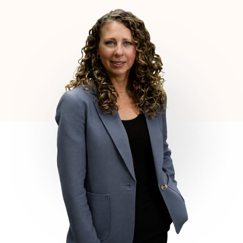 Rebecca Thompson Annapolis, MD Real Estate Agent Headshot