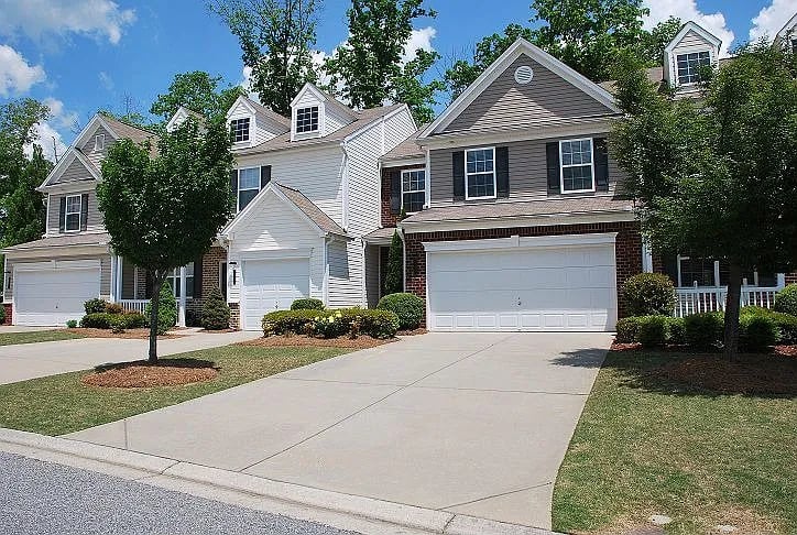 521 Windstone Trl