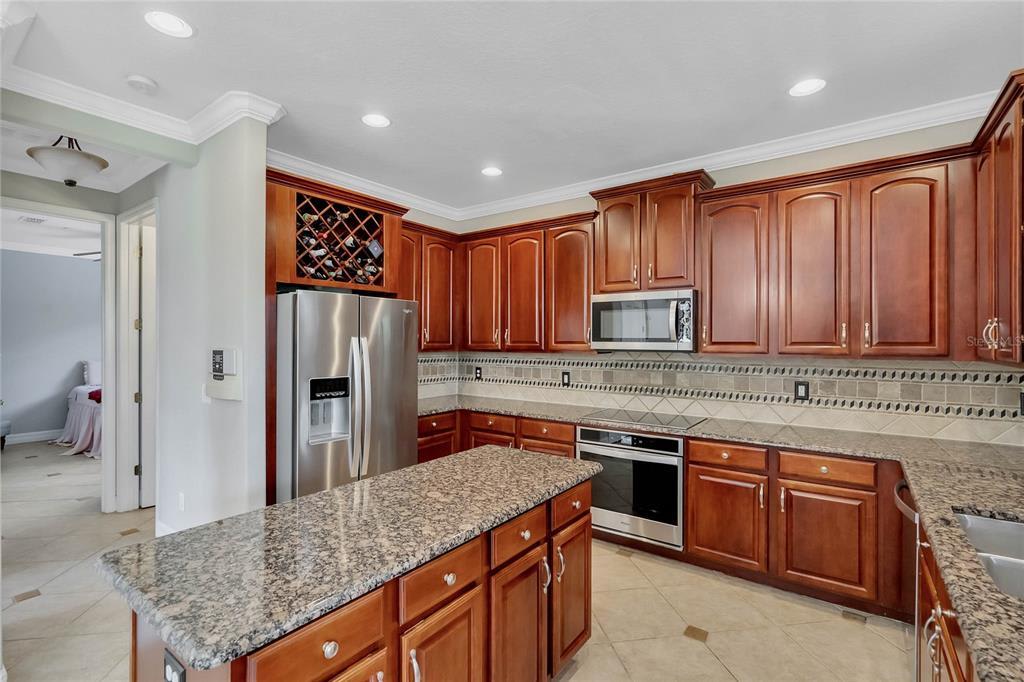 9707 Moss Rose Way