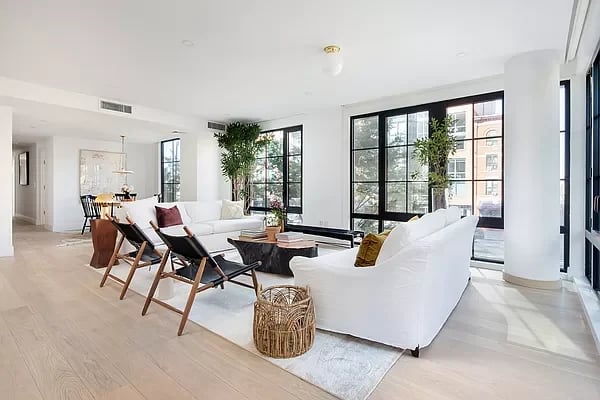 137 Fourth Ave Unit: 4