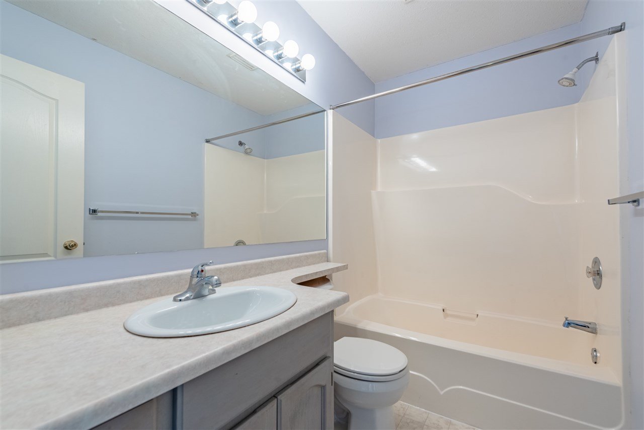 8-1656 Agassiz-Rosedale Hwy