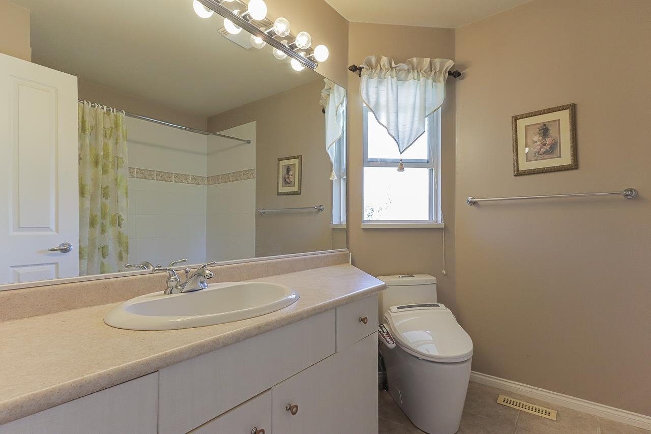 21-8701 16th Avenue, Burnaby