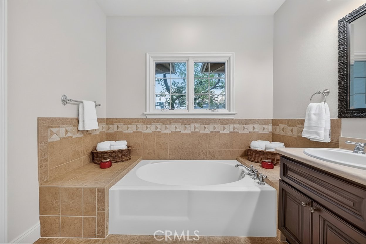2454 Oswego #301