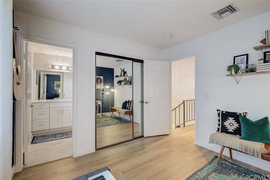 5743 Monte Vista St, Unit 6