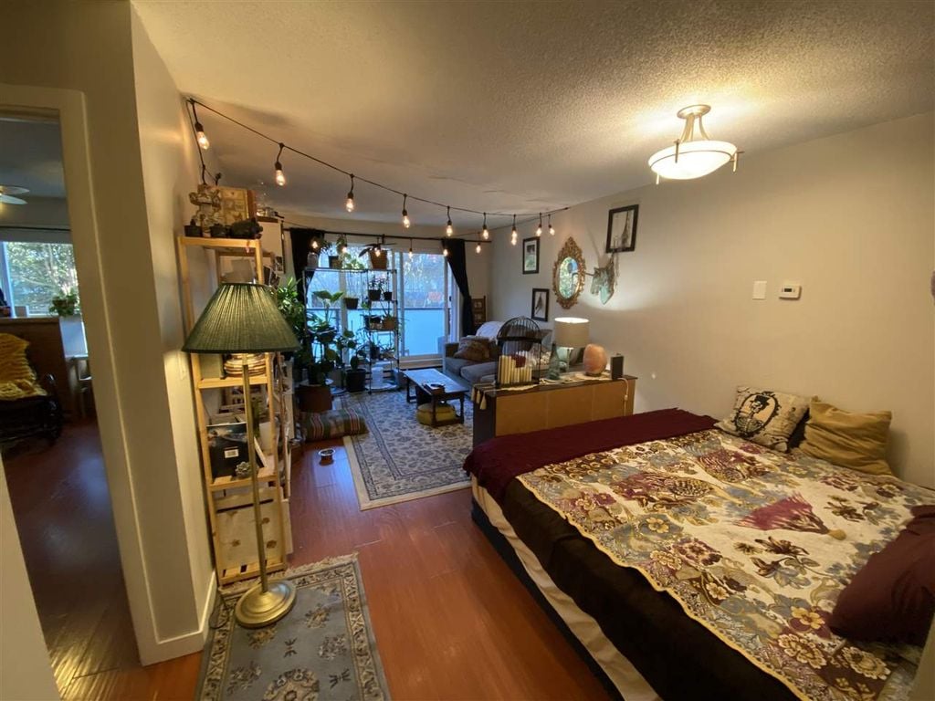 2328 Oxford St, #204