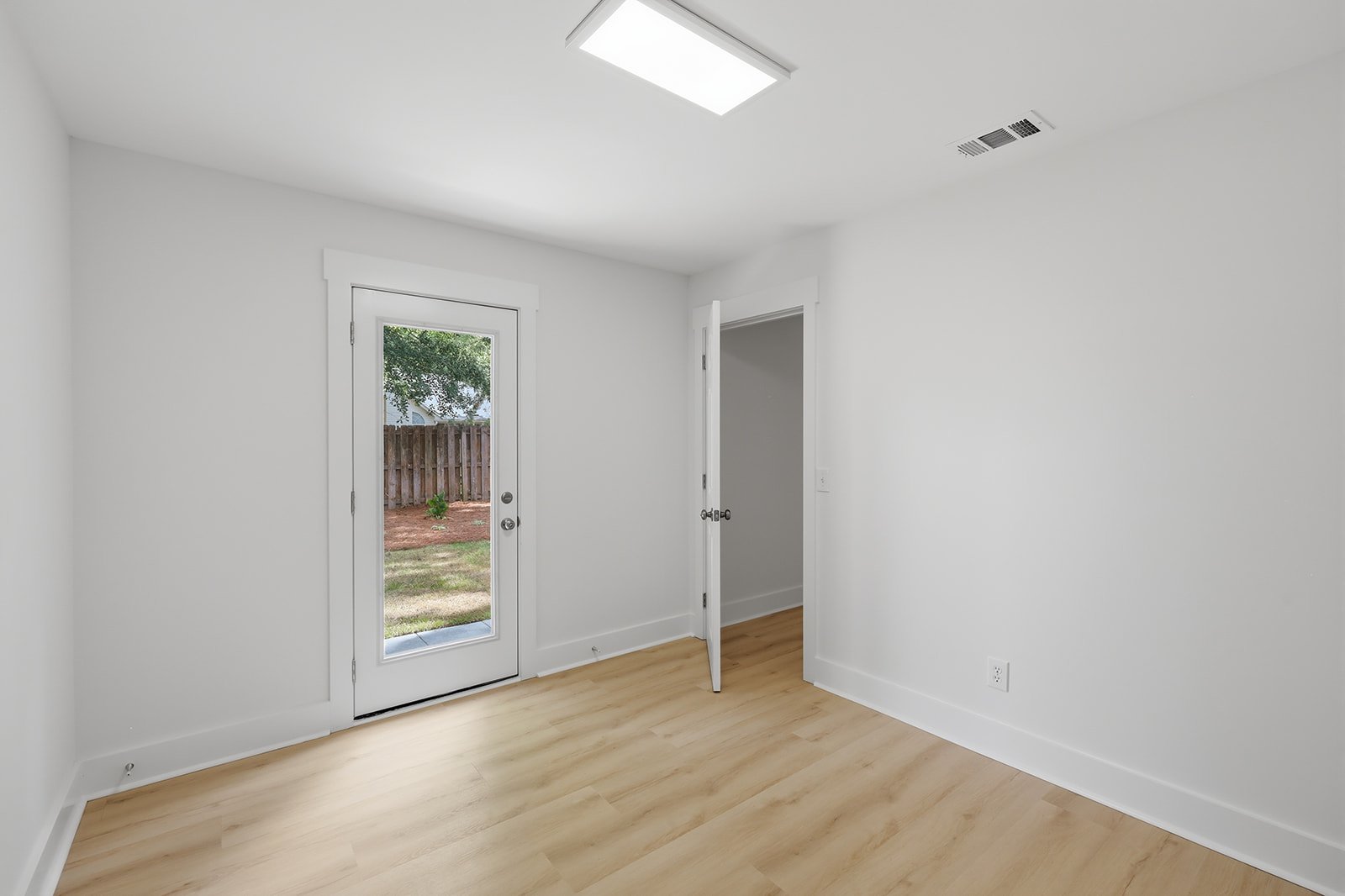 6 Kingfisher Circle, Savannah, GA 31419