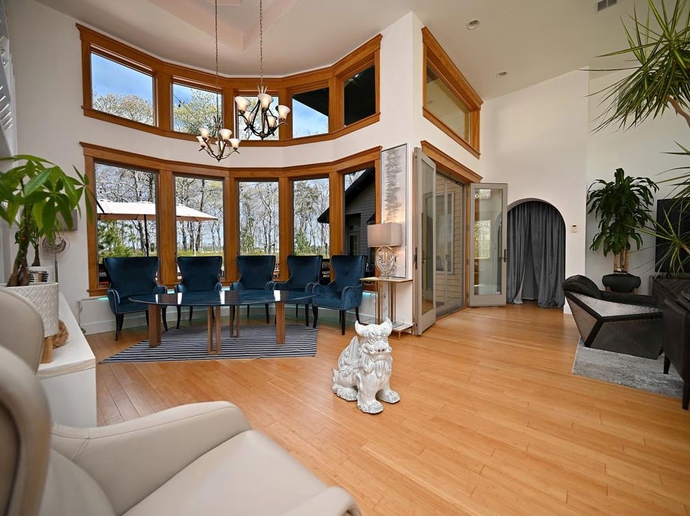 61 Edgartown Meadows Rd