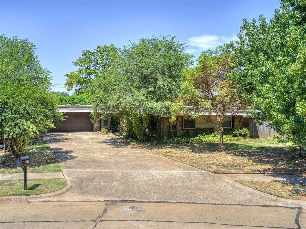 4131 Green Hills Drive