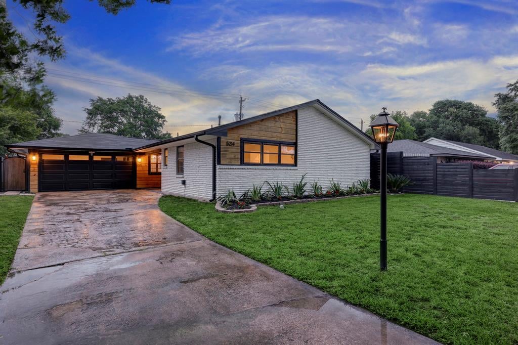 5214 Georgi Ln