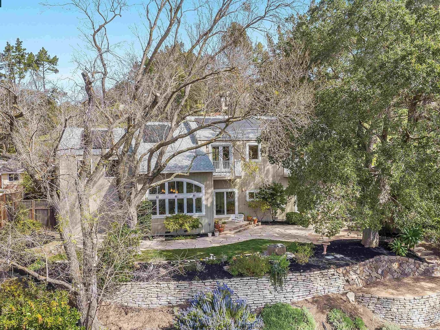 37 Bacon Ct