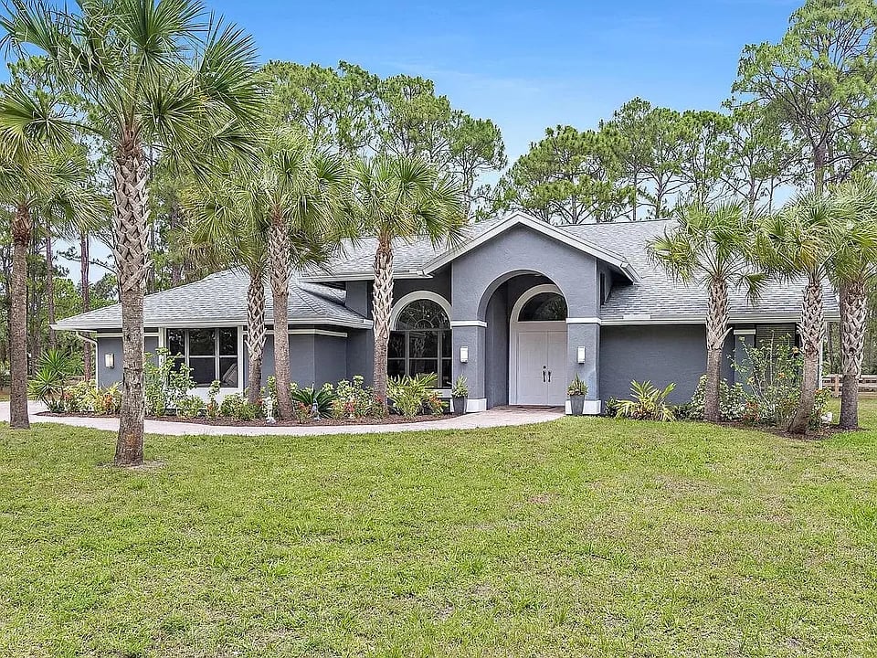 14899 Crazy Horse Ln