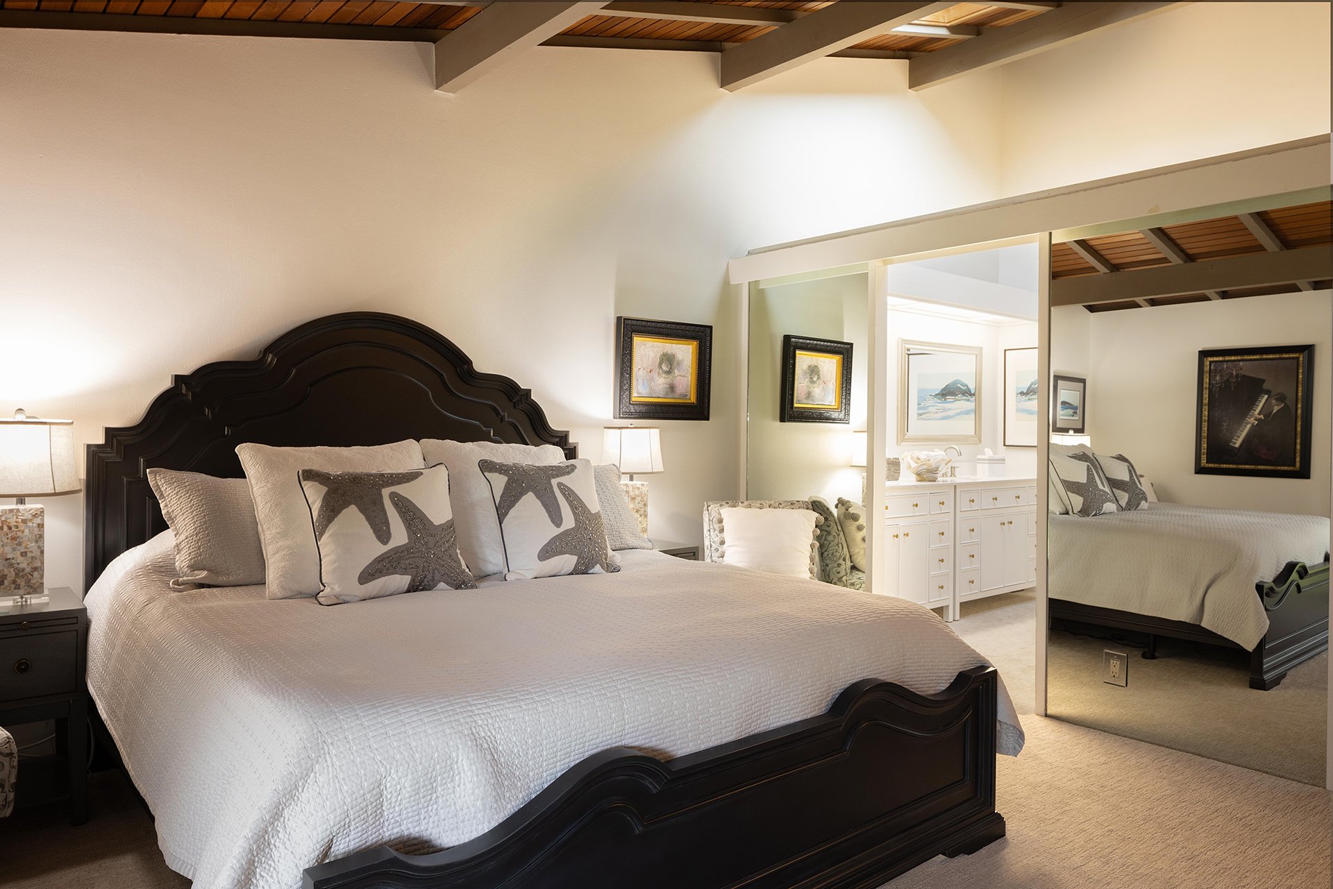 Quail Lodge Living - 7020 Valley Greens Drive #8