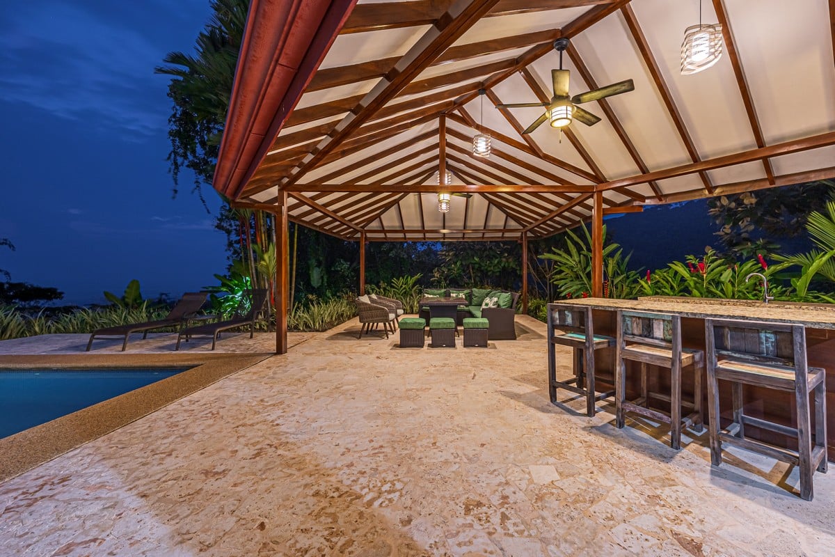 2.07 ACRES – 3 Bedroom Elegant Home With Guest Suite & Sweeping Ocean Views, Secluded & Nestled within Lush Jungle Surroundings!!!