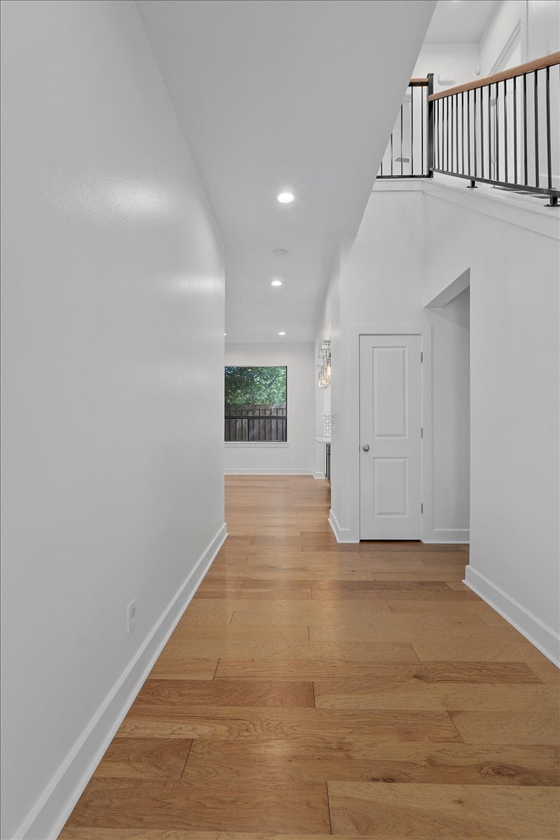 2610 Del Curto Road 2