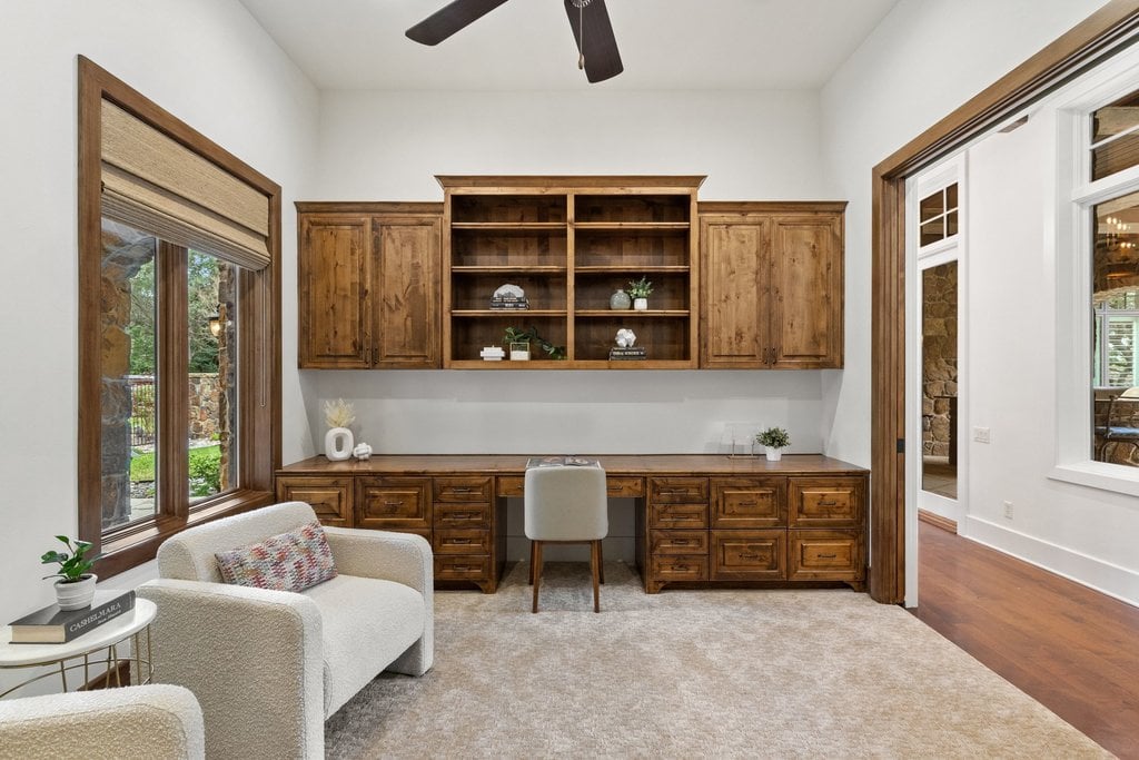 16005 Pontevedra Place