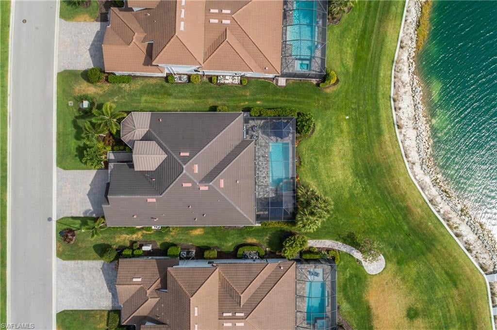 19053 Aqua Shore Dr