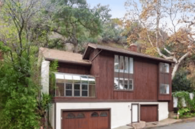 ARCHITECTURAL MULTI-LEVEL HOME