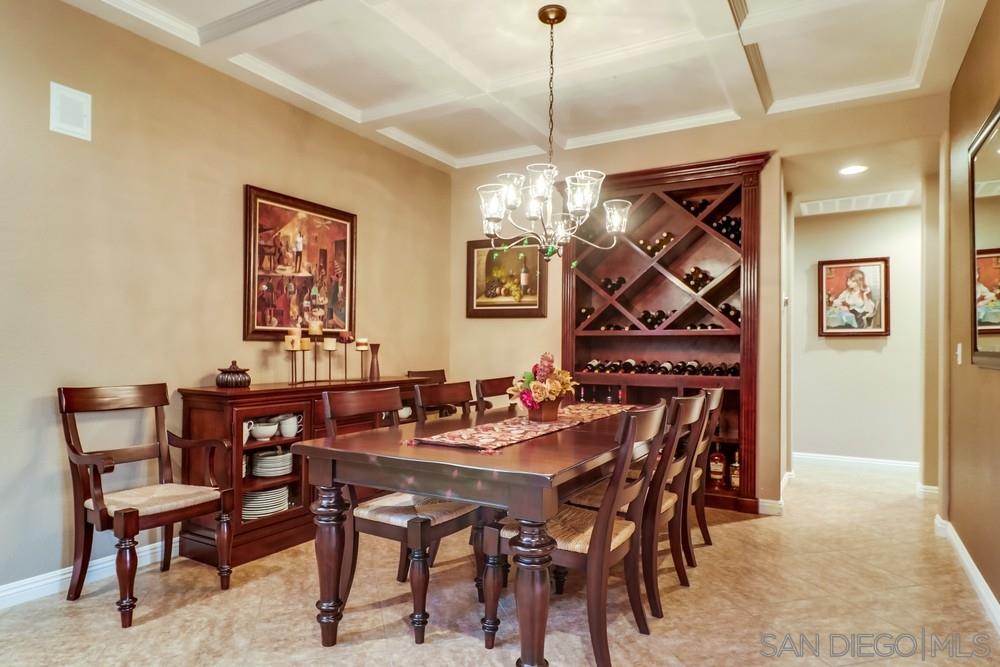 10177 Camino San Thomas