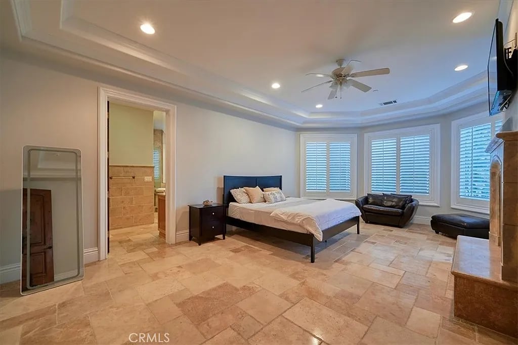 16119 Greens Ct