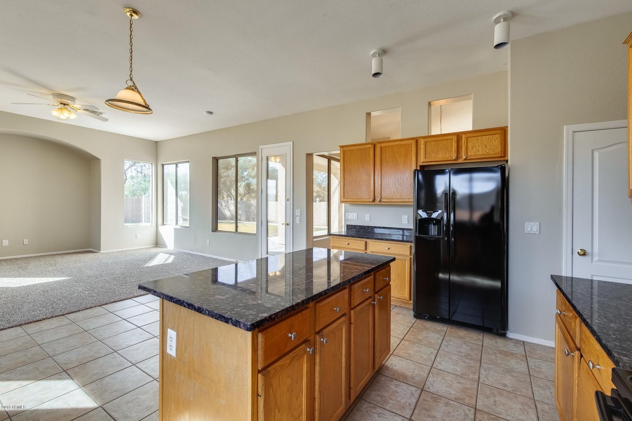 4635 E Via Montoya Dr