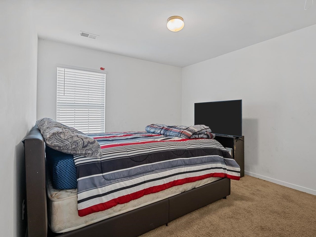 552 Craftsman Ln