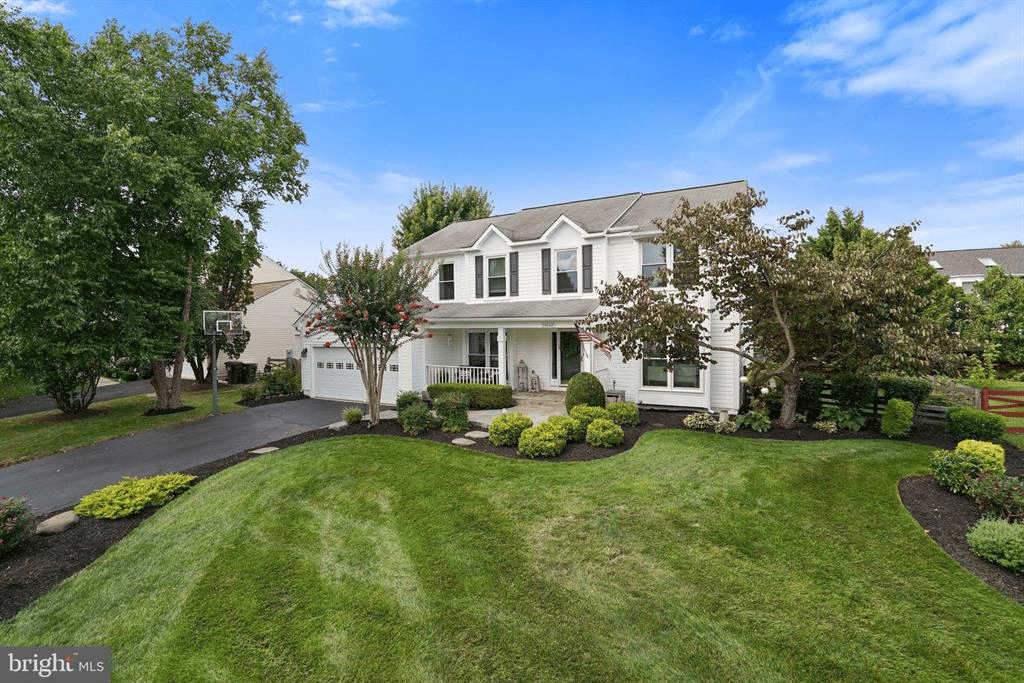 20048 Great Falls Forest Dr