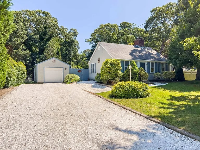 159 Tonset Rd
