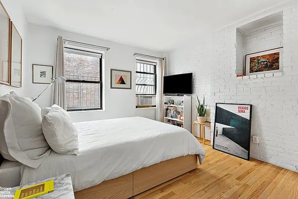 118 Suffolk Street #4AB