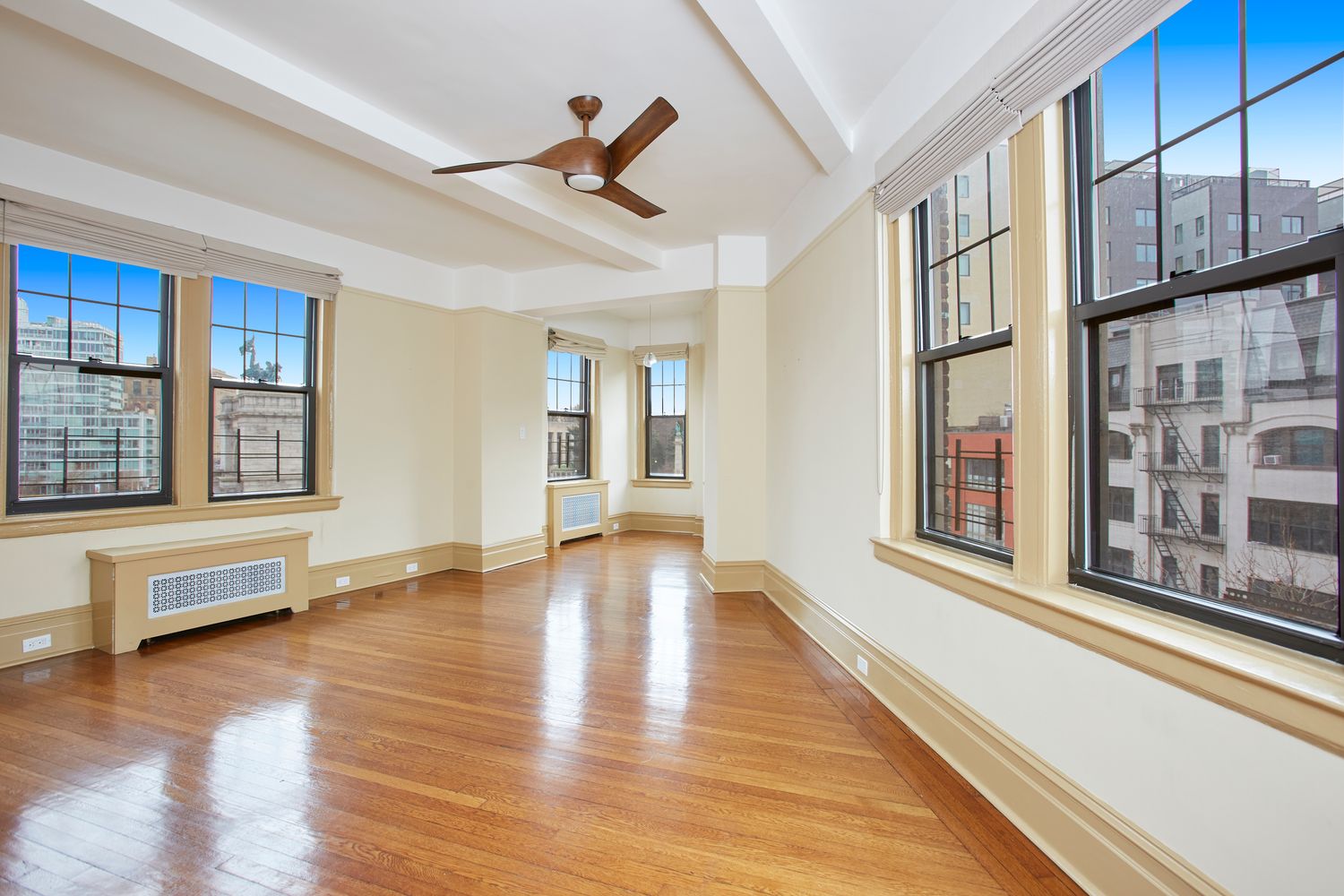 47 Plaza St. West, Unit 6C