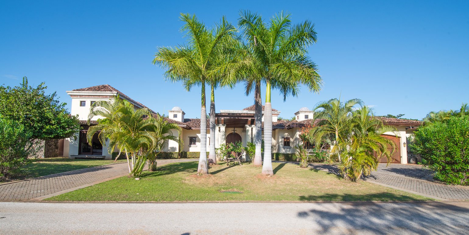 Casa Luna | Neo-Colonial Luxury Residence in Hacienda Pinilla