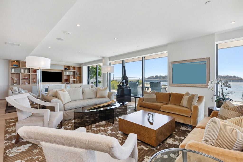 1355 Bellevue Ave, #505