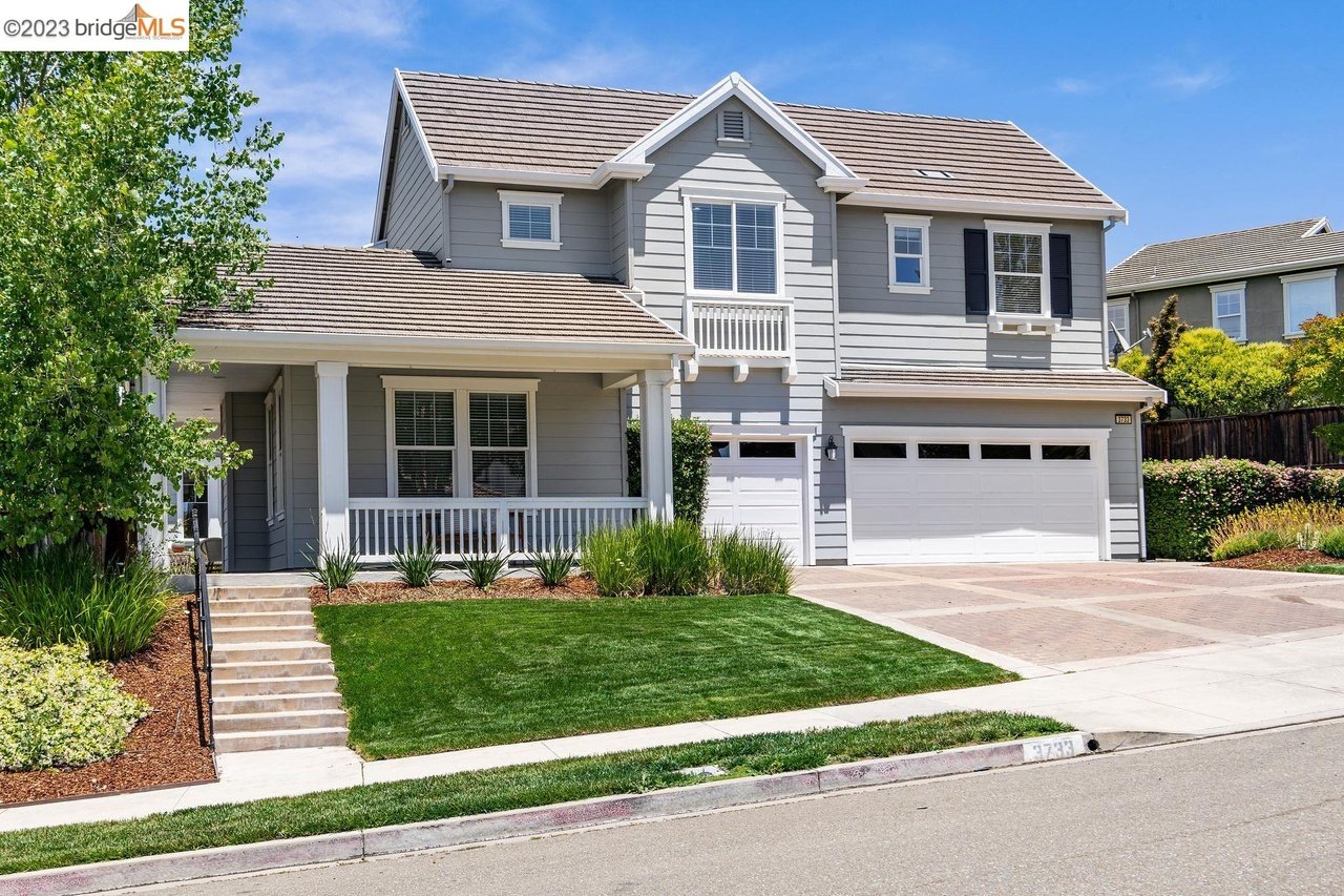 3733 Stonehenge Wy
