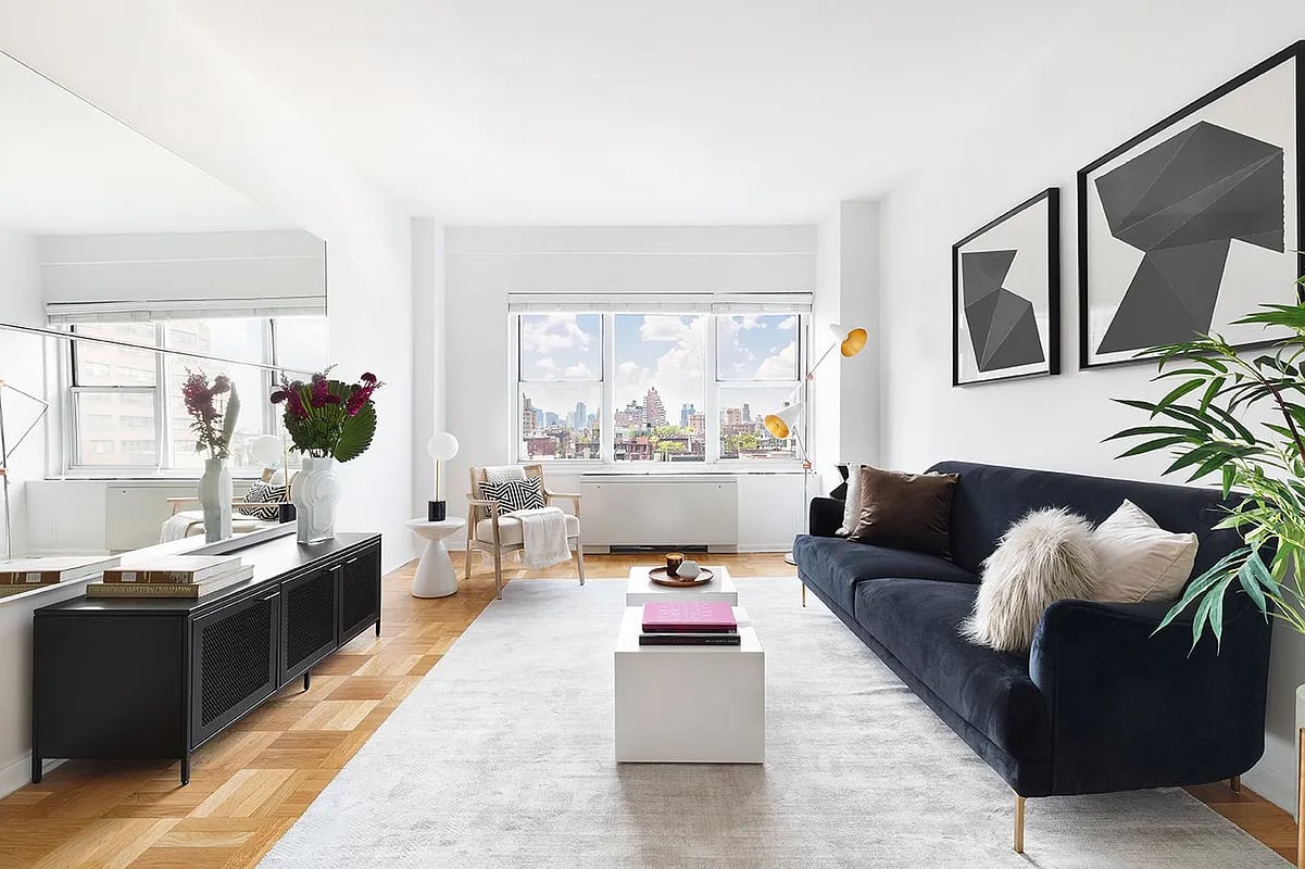 33 Greenwich Ave #10M