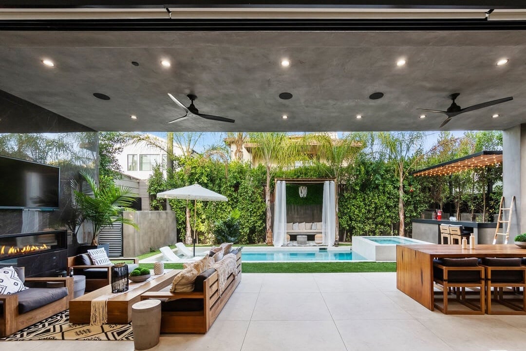 Oasis Retreat