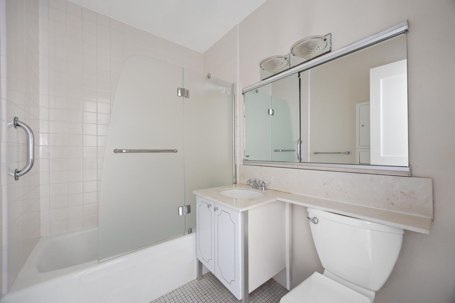 159 West 53rd Street, Unit 16E