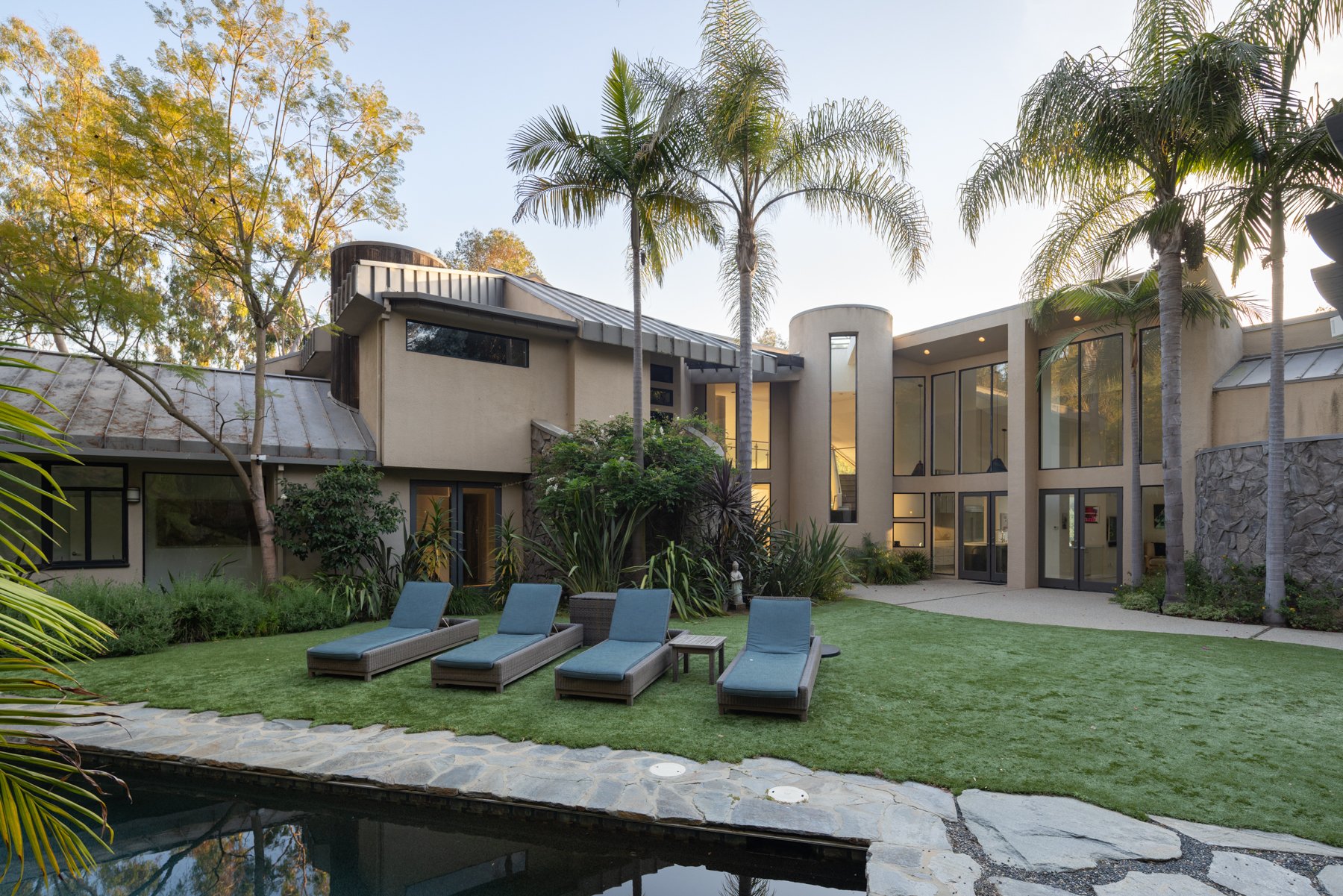 1060 E Oakmont Dr, Brentwood 
