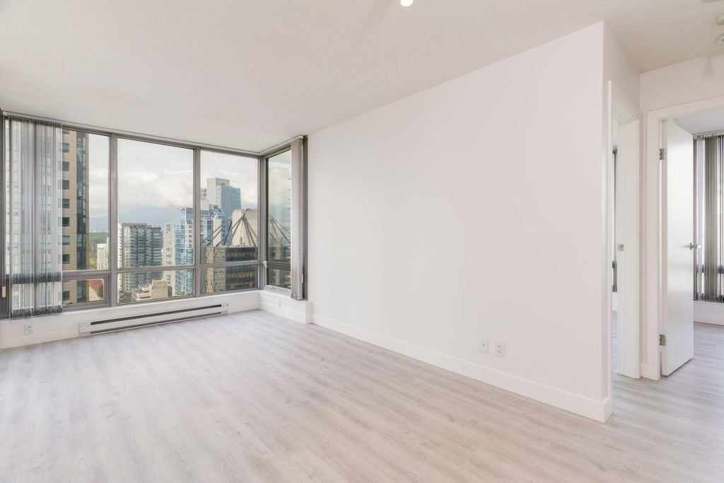 1288 W Georgia St, #1902