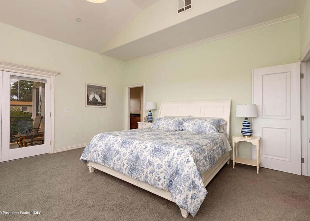 530 Vista Del Llano Dr