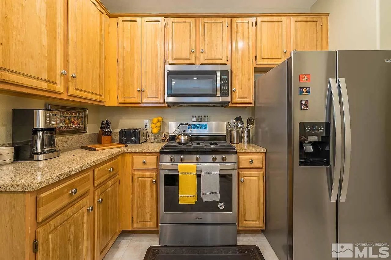 900 S Meadows Pkwy APT 2521