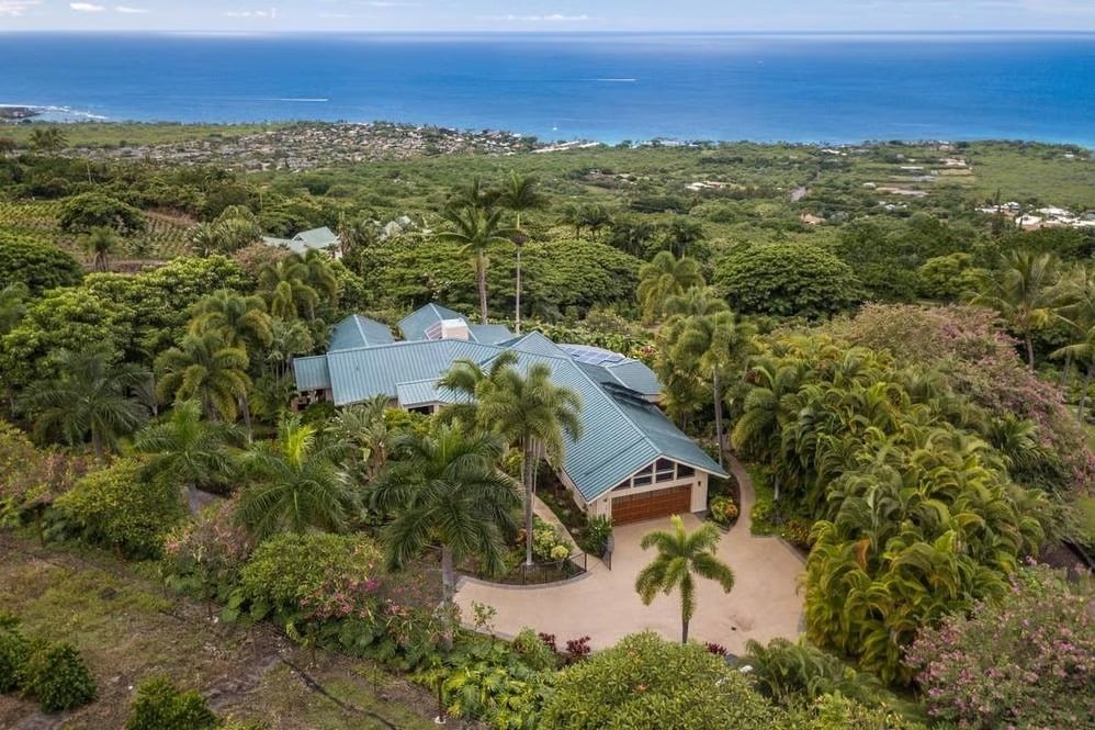 77-6336 Kaumalumalu Dr, #B