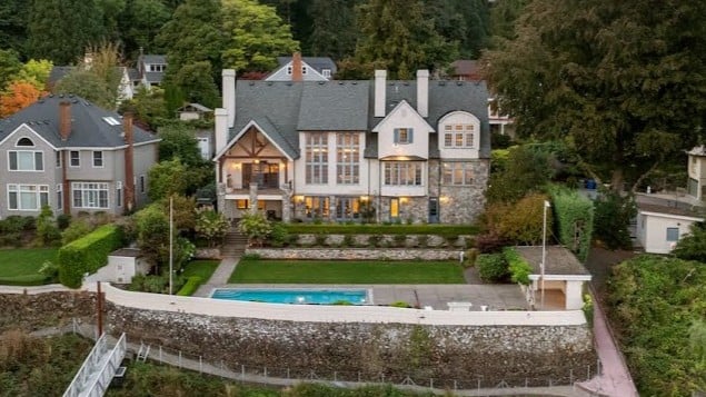 Portland’s Ultimate Riverfront Luxury Estate | 11859 S Riverwood Rd, Dunthorpe